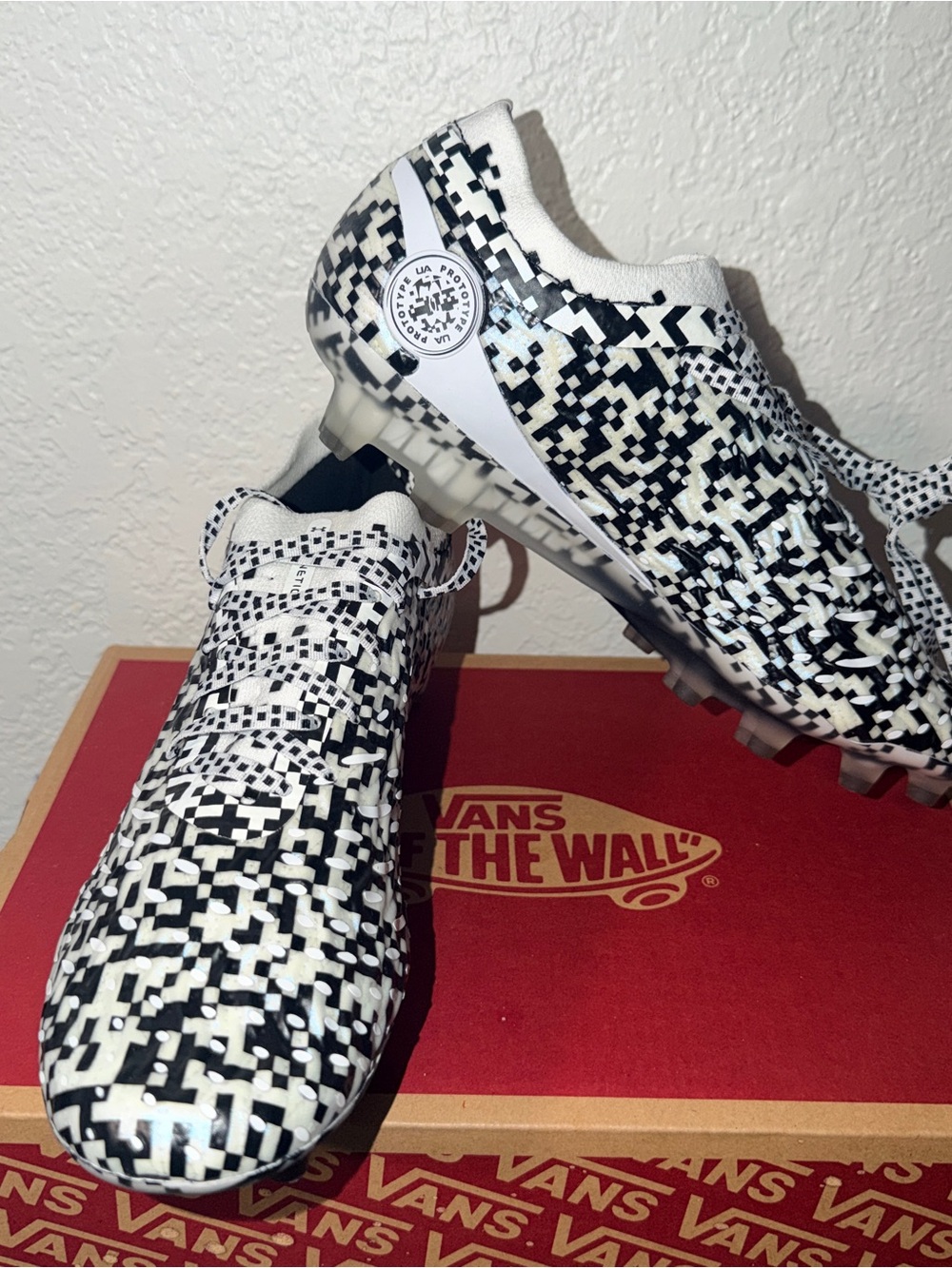 Under Armour Magnetico Prototype Multiple Sizes
